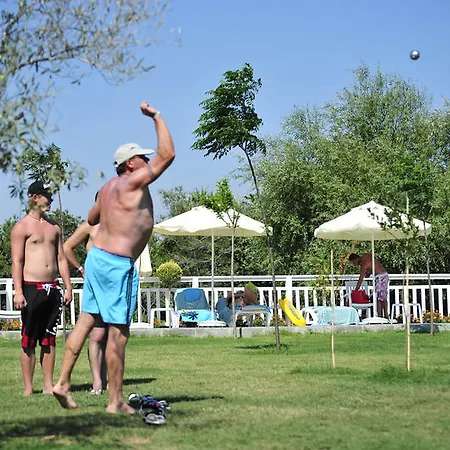 Semesteranläggning (resort) & River & 5*