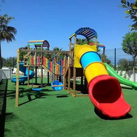 Resort & River & Side