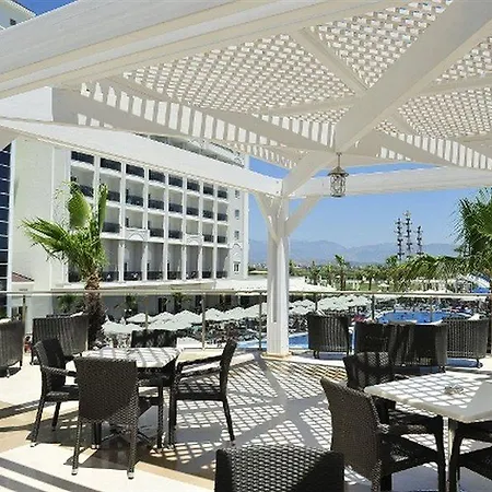 Resort & River & 5*