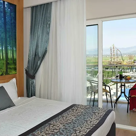 & River & Σιντέ